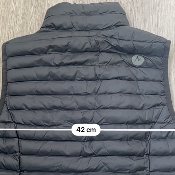 Marmot Black Quilted Puffer Vest Lightweight Insulated - Picture 8 of 9
